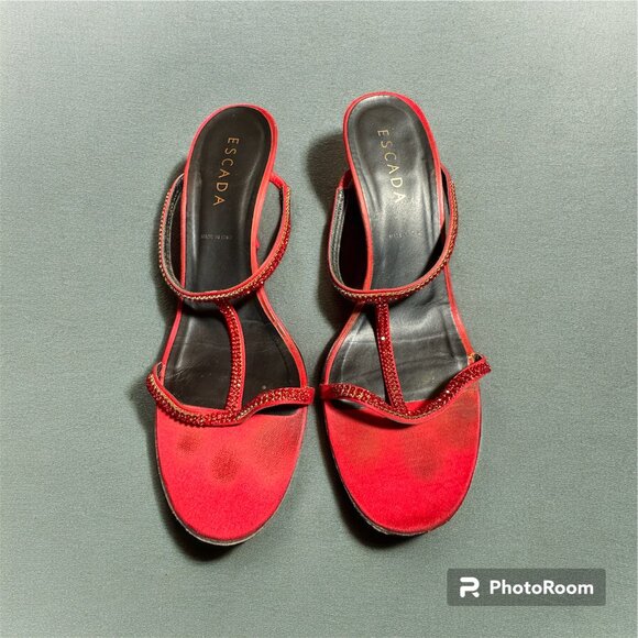 EscadaEUR 39.5 Rhinestone candy apple red sandal slipper made in Italy